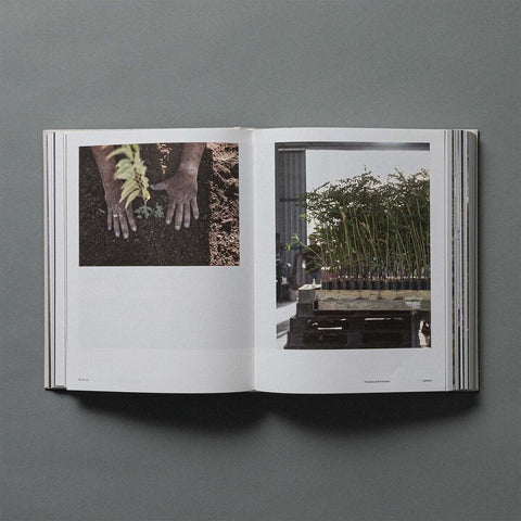Le Labo Fragrances LE LABO: THE ESSENCE OF SLOW PERFUMERY | book